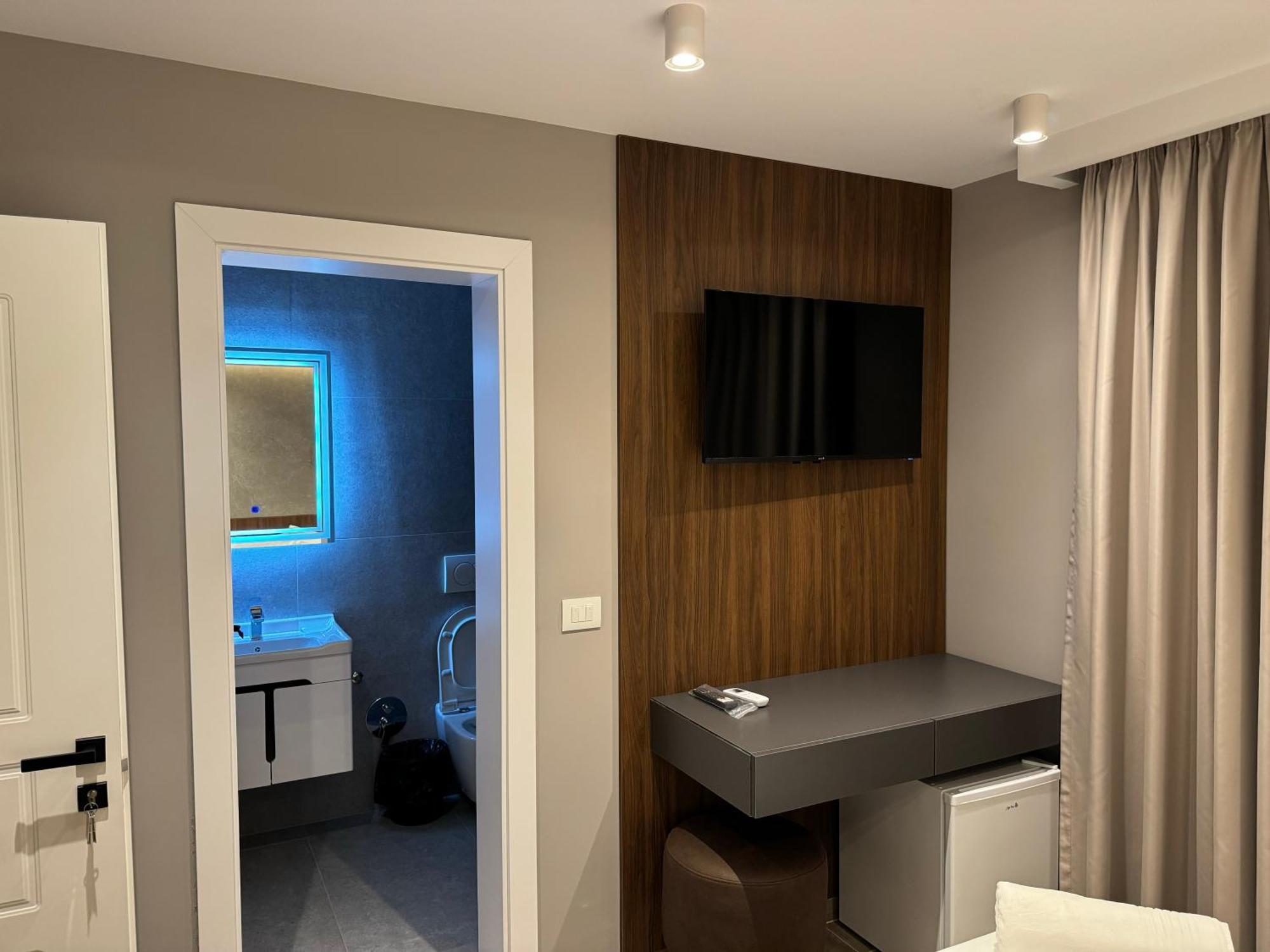 Side Airport Hotel Kruja Kültér fotó